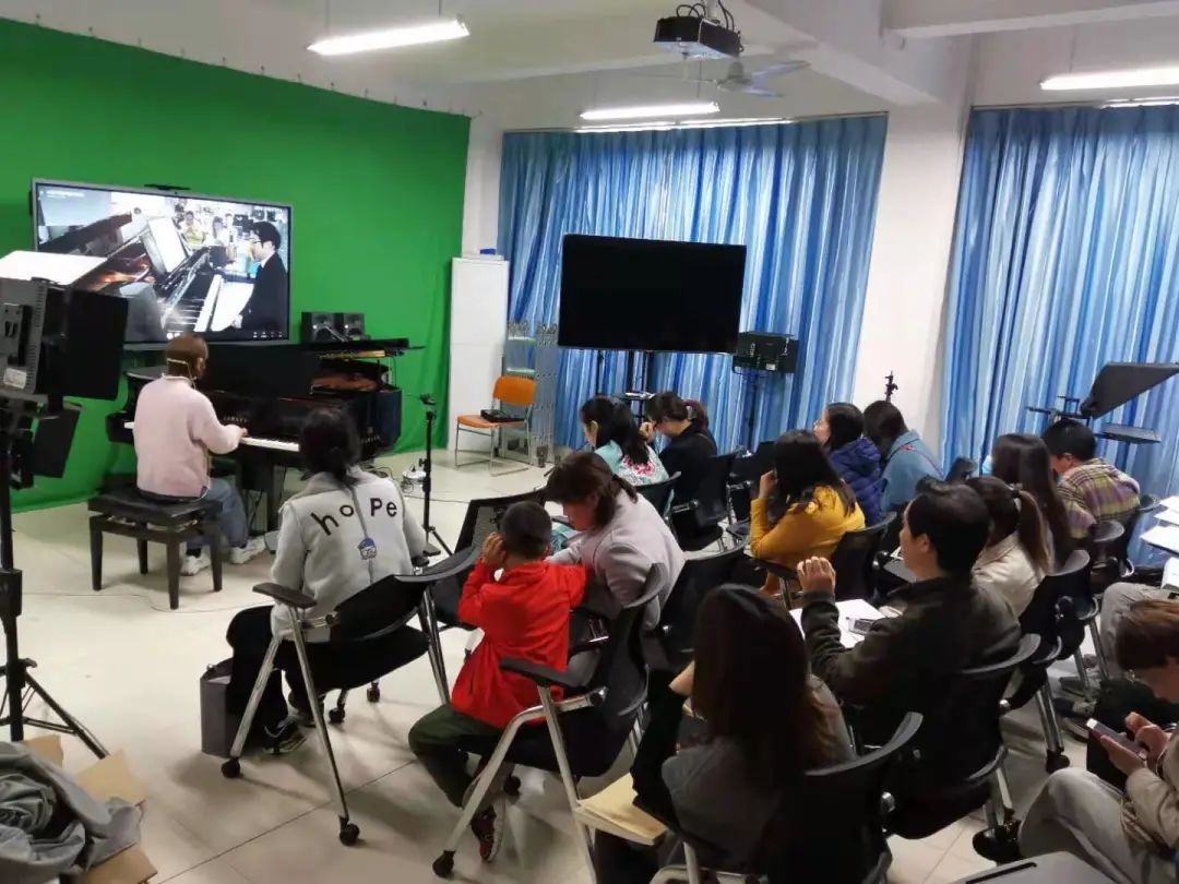 科技助力音乐教学，牵手大师零距离大师课